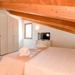 Rosa del Lago Apartment